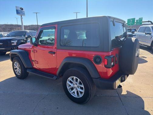2023 Jeep Wrangler Sport