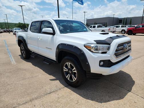 2017 Toyota Tacoma TRD Sport