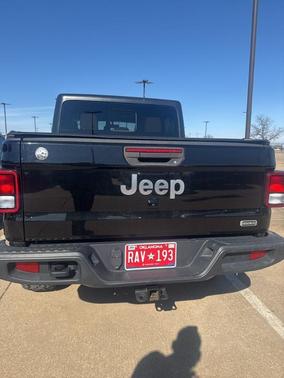 2021 Jeep Gladiator Overland