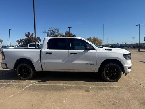 2024 RAM 1500 Big Horn/Lone Star