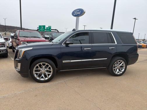 2018 Cadillac Escalade Premium Luxury