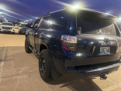 2022 Toyota 4Runner SR5