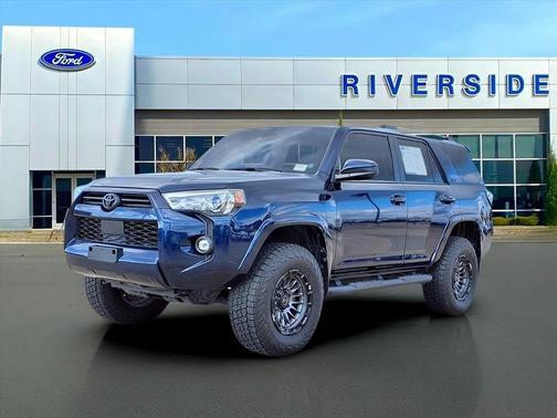 2022 Toyota 4Runner SR5