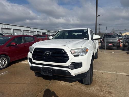2018 Toyota Tacoma SR