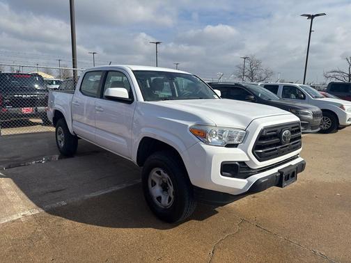 2018 Toyota Tacoma SR