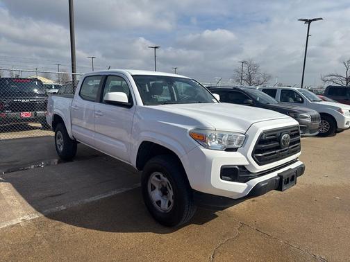 2018 Toyota Tacoma SR