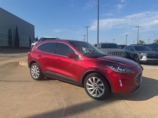 2021 Ford Escape Titanium