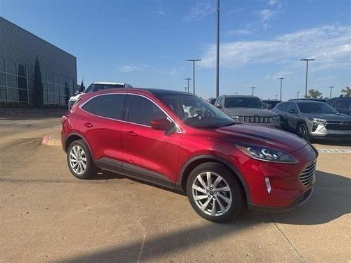 2021 Ford Escape Titanium
