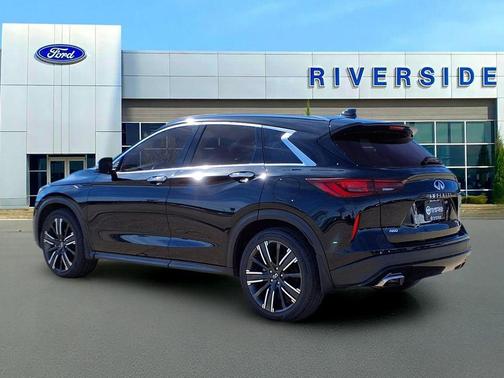 2022 INFINITI QX50 Luxe