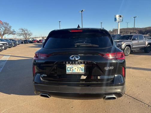 2022 INFINITI QX50 Luxe