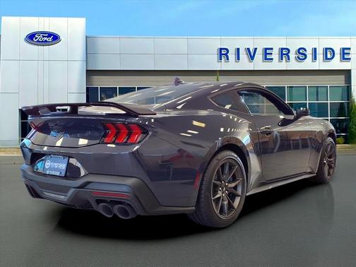 2025 Ford Mustang Dark Horse