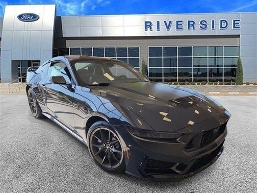 2025 Ford Mustang Dark Horse