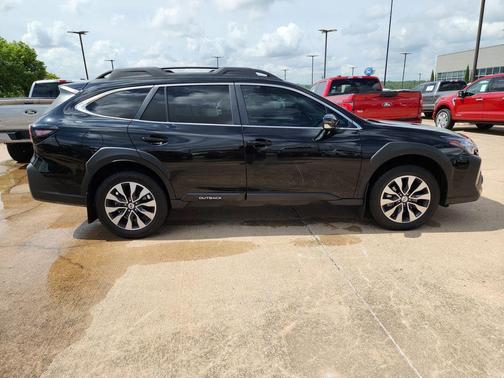 2025 Subaru Outback Limited XT