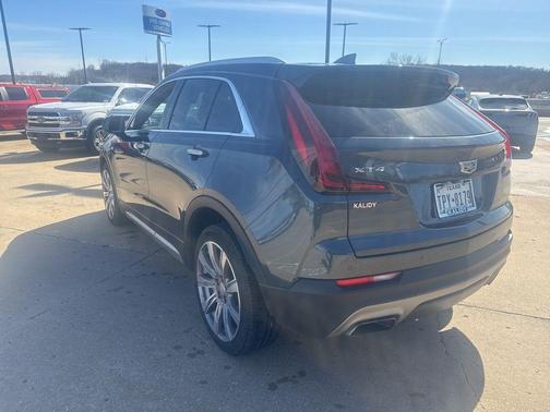 2020 Cadillac XT4 Premium Luxury