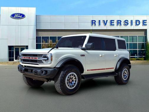 Wimbledon White 2026 Ford Bronco Outer Banks