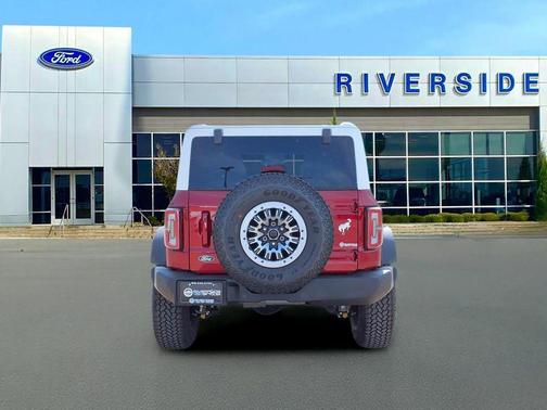 Ruby Red 2026 Ford Bronco Outer Banks