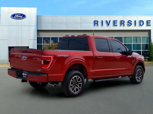 Chili Pepper Red 2023 Ford F-150 XLT