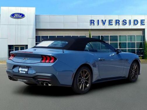 VAPOR BLUE METALLIC 2026 Ford Mustang GT PREMIUM