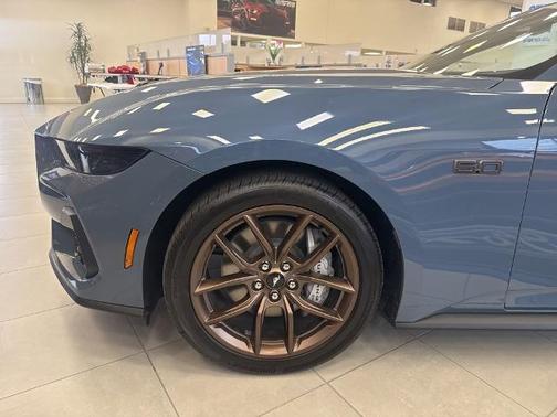 VAPOR BLUE METALLIC 2026 Ford Mustang GT PREMIUM