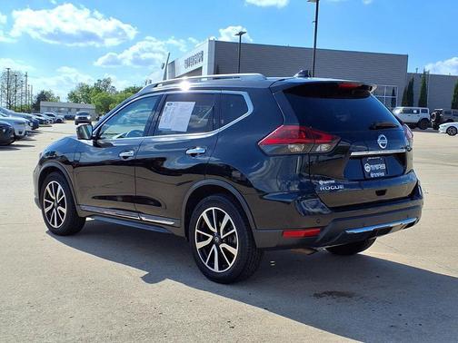 2020 Nissan Rogue SL