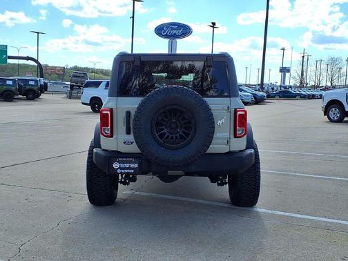 Desert Sand 2025 Ford Bronco Big Bend