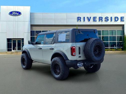 Desert Sand 2025 Ford Bronco Big Bend