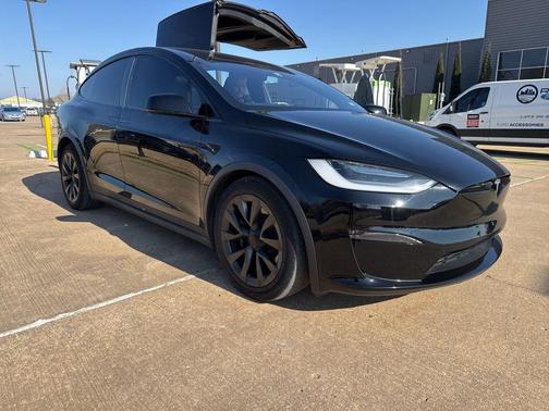 2023 Tesla Model X 