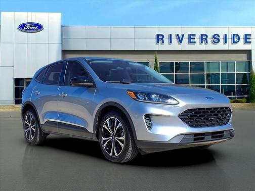 2021 Ford Escape SE