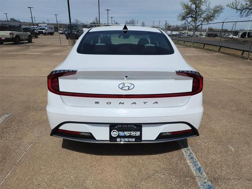 2021 Hyundai SONATA SE
