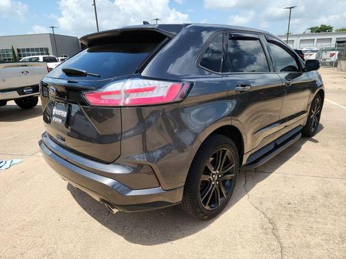 2020 Ford Edge ST Line
