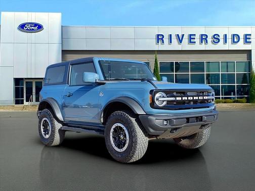 2023 Ford Bronco Outer Banks