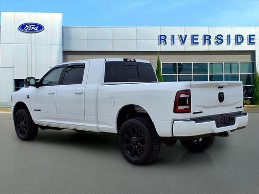 2022 RAM 3500 Big Horn