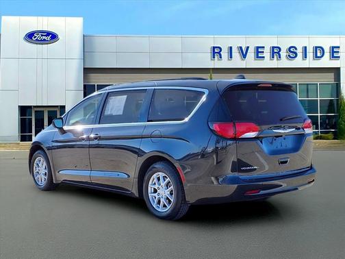 2020 Chrysler Voyager LXI