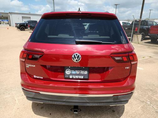 2018 Volkswagen Tiguan 2.0T SE