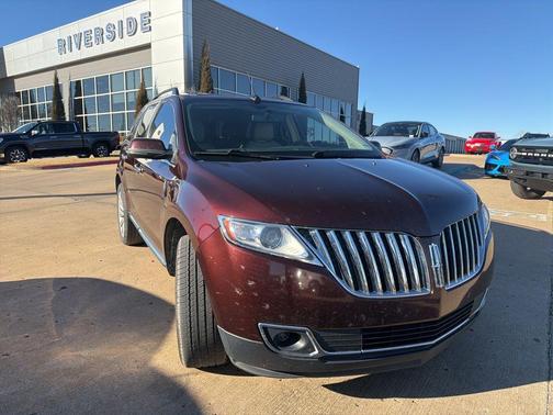 2012 Lincoln MKX Base