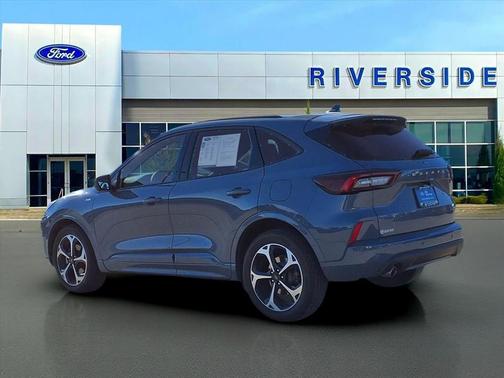 2023 Ford Escape ST-Line Elite