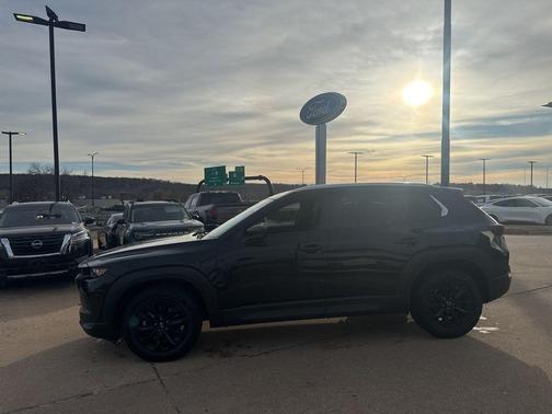 2025 Mazda CX-50 2.5 S Preferred Package