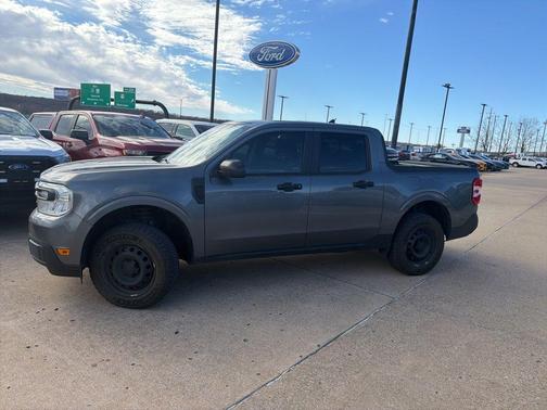 2022 Ford Maverick XL