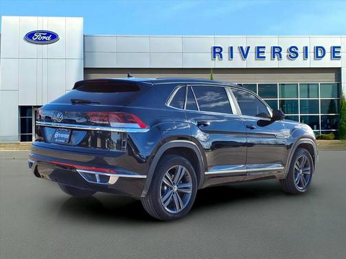 2021 Volkswagen Atlas Cross Sport 3.6L V6 SE w/Technology R-Line