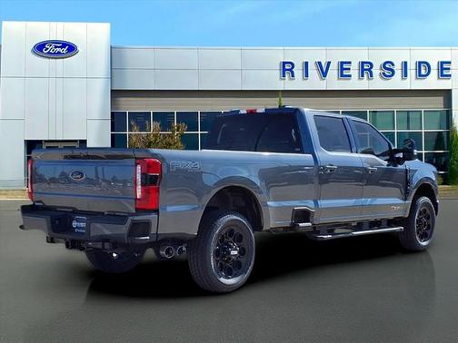 2026 Ford F-350 Lariat Super Duty