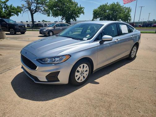 2020 Ford Fusion S
