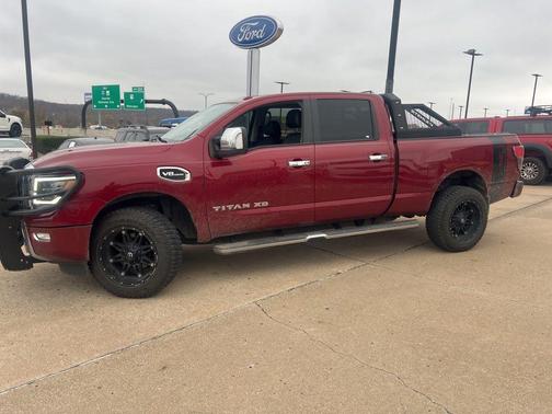 2020 Nissan Titan XD SL