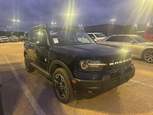 Shadow Black 2025 Ford Bronco Sport Outer Banks