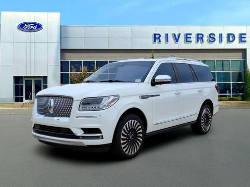 White 2020 Lincoln Navigator Black Label