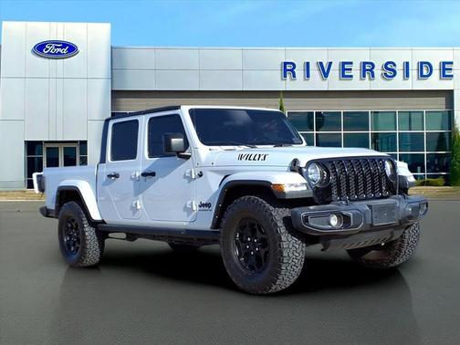 2021 Jeep Gladiator Sport