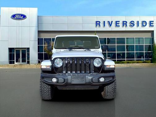 2021 Jeep Gladiator Sport