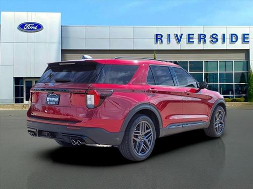 2025 Ford Explorer ST