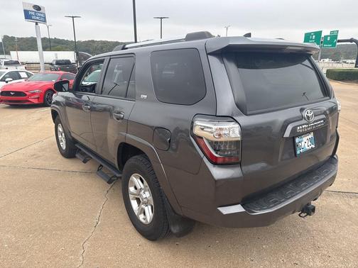 2021 Toyota 4Runner SR5