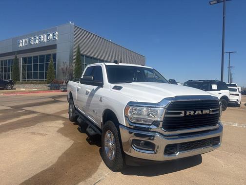 Bright White Clearcoat 2020 RAM 2500 Big Horn