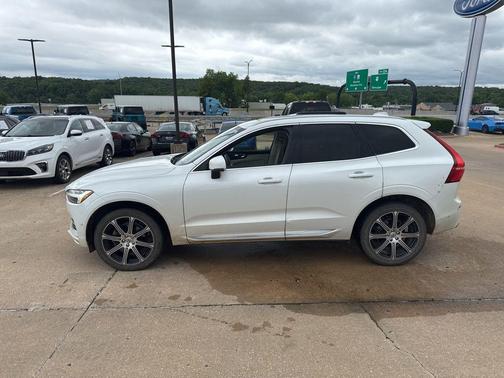 2021 Volvo XC60 T5 Inscription